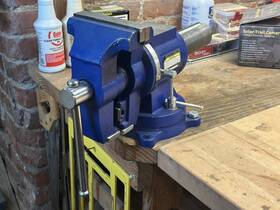 15526 Central Forge 5 Inch Bench Vise With Swivel Base - Excellent Condition