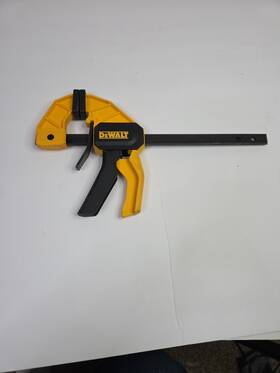 Dewalt 744759522825 6 Inch 100 Lbs. Trigger Clamp Set 1 Piece With 2.43 In Throat Depth
