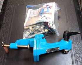 973-895-2818 Jerry-rig Carving Vise - Free Shipping