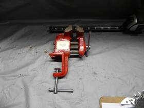 Qbv30 Ohio Forge No. Small Clamp On Vise - 3 Inch Wide Jaws Pipe