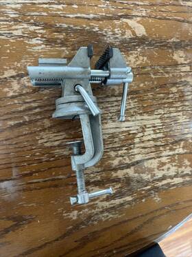 13042 Olympia 2 1/2 Inch Table Vise Model New In Original Box