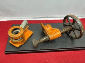 521-523 Pony Vintage 1/2 Inch Pipe Clamp Wheel Handle Collector