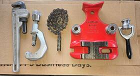 Bc6a Ridgid Bc- 6a - 1/4 In To 6 Inch Pipe Capacity Bench Chain Vise