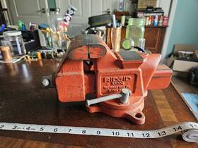 No.3500-r Ridgid Benchtop Swivel Vise Anvil Combination Utility 3-1/2 Inch Jaws