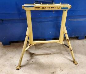 780399 Sumner Adjust-a-roll Stand 4 Leg St60base