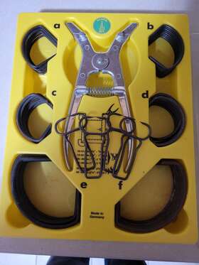 Ulmia 044637104041 Miter Clamp Set With 52 Clamps