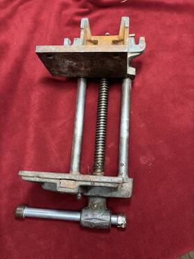 W-6-63 Wilton Under Bench Mount Woodworking Vise Usa 4 Inch X 7 Jaw 9 Opening