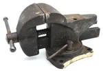 Vintage Wards Master Quality 16 Lb. Anvil Swivel Bench Vise Usa Made +++++++++++. Fixed Price $84.15.