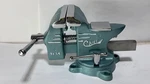 Restored Vintage Chief L4, Bench Vise With Pipe Jaws & Anvil - Usa. Fixed Price $175.00.