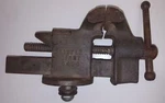Vintage Little Giant 5494 Bench Vise Made The Usa. Fixed Price $49.99.