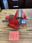 Great Neck 4 Work Shop Bench Vise Mv 712. Fixed Price $37.50.