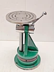 Woodriver Carving Vise. Fixed Price $90.00.