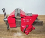 Vtg Dunlap 5239 1/2 Inch Jaw 360 Swivel Base 15 Pounds Damage To Anvil. Fixed Price $35.00.