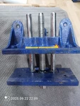 6"CARPENTERS Vise With Clamp. Fixed Price $28.00.