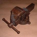 Vintage Columbian Bench Vise No. 603-1/2 W/swivel Base And 3-1/2" Jaws (33 Lbs.). Fixed Price $116.00.