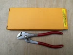 Vtg. Proto 261G 4-5/8" Tongue & Groove Power-track Ii Pliers W/grip , Nos.. Fixed Price $25.99.