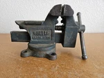 Vintage Usa Dunlap No. 506-51770 Swivel Base 3 1/2 Grip Anvil Bench Vise. Fixed Price $32.00.
