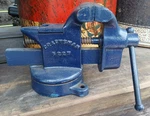 Vintage Craftsman 5227 3 1/2" Swivel Bench Vice Tool - 10 Pounds. Fixed Price $48.45.