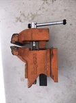 Vintage Pony Tools 24545 4-1/2IN. Light Duty Bench Vise W/swivel Base Orange. Fixed Price $34.99.