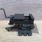Brown & Sharpe No 3 Universal Tilting Vise 6 Jaw Double Swivel Base. Fixed Price $254.96.