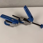 Rockler Auto-lock T-track Clamps Set Of 2 For Parts Incomplete. Fixed Price $24.99.