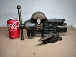 Vintage Littlestown No. 25 Bench Vise 3-1/2" Jaws Swivel Base Littco Usa 17LBS. Fixed Price $45.00.