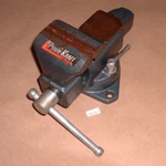 Vintage Powr-kraft 4" Bench Vise 84-5432 Made Japan By Milwaukee Tool Co.. Fixed Price $76.00.