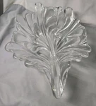 Gorgeous Leaf Shaped Console/centerpiece Bowl Unusual Eye-catching Dramatic. Fixed Price $30.00.