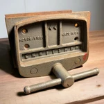 Craftsman 506-51920 Wood Working Vise Made The Usa Vintage Workshop Tools. Fixed Price $125.00.