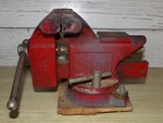 4" Shop Vise Replaceable Jaws Swivel Anvil Bench No 5177 Red Pipe Japan. Fixed Price $32.50.